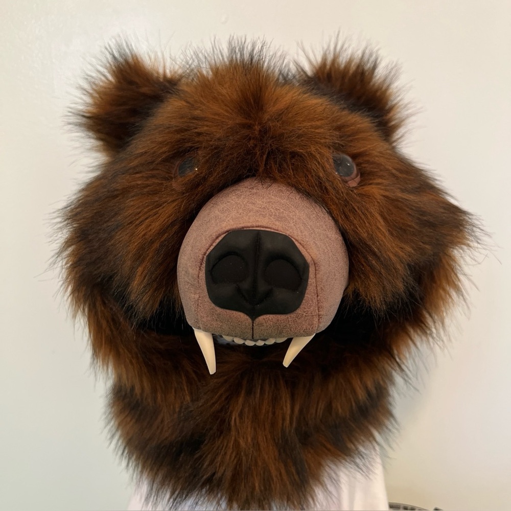 Wildcoat Co Iconic Furry Grisly Bear Winter Coat Hood Adjustable Brown NWT
